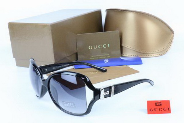 GUCCl Boutique Sunglasses 032